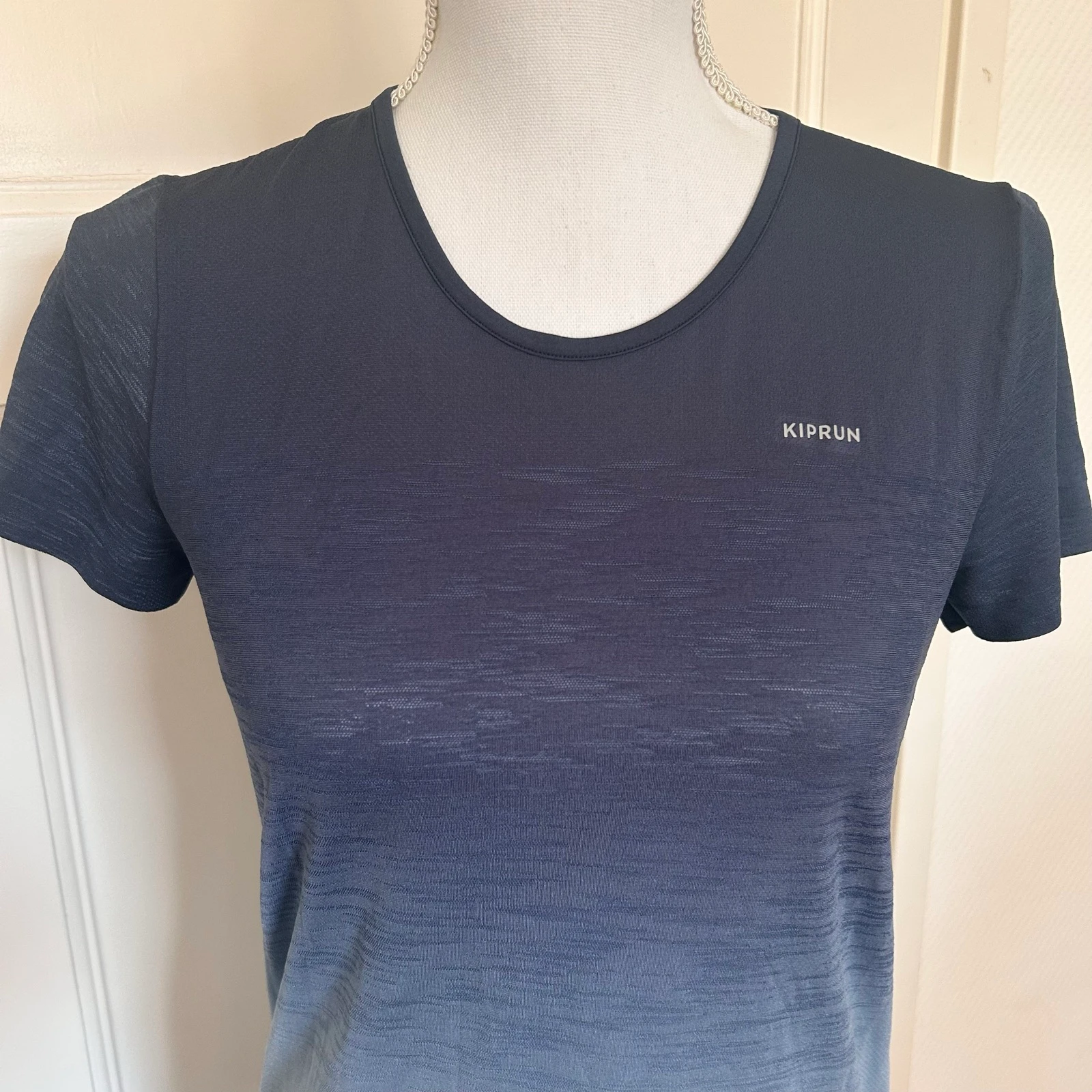 T-Shirt Decathlon Kiprun Hardloop Azul Ombre / Degrade – Tamanho M – photo 3